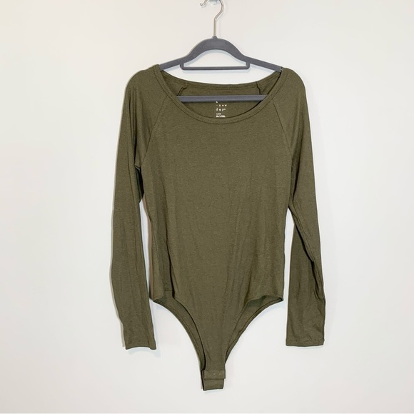 5/$25 NEW A New Day olive Green rib knit stretch long sleeve bodysuit - Large - Picture 1 of 10